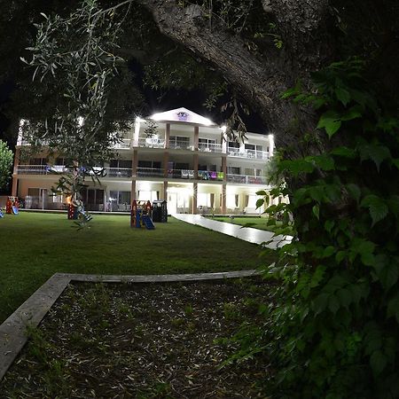 Crown Hotel Nea Skioni Ngoại thất bức ảnh