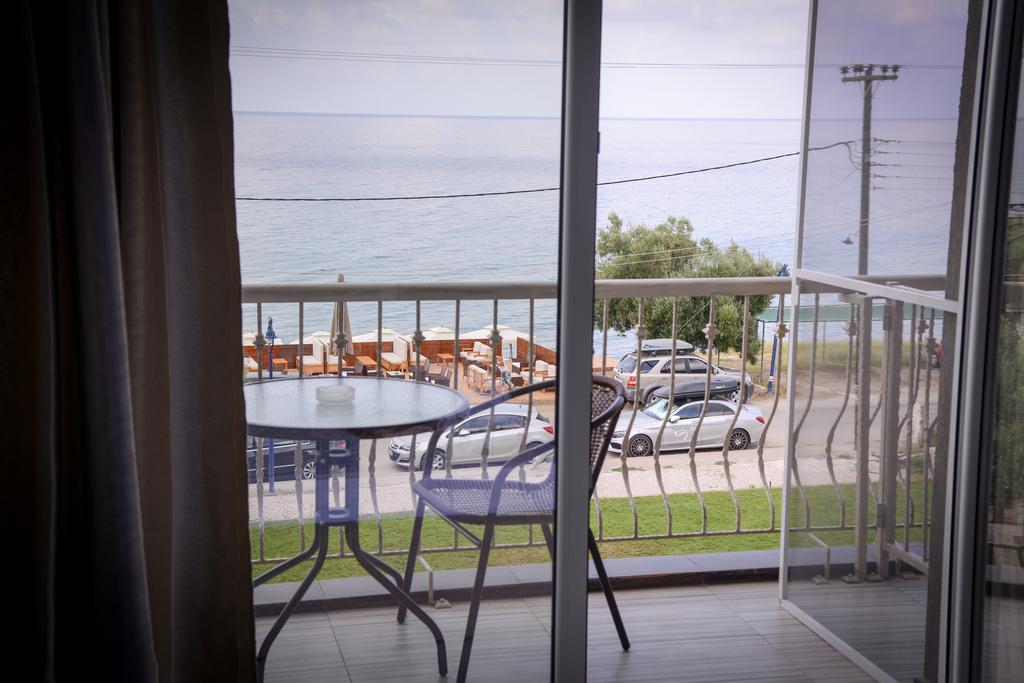 Crown Hotel Nea Skioni Phòng bức ảnh