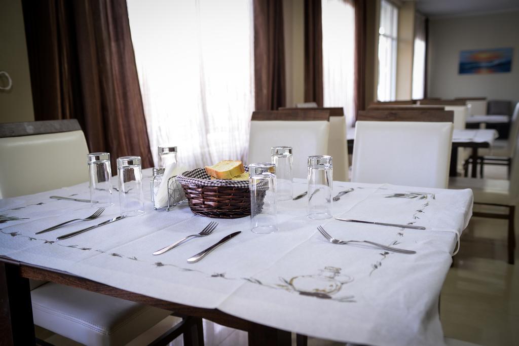Crown Hotel Nea Skioni Ngoại thất bức ảnh